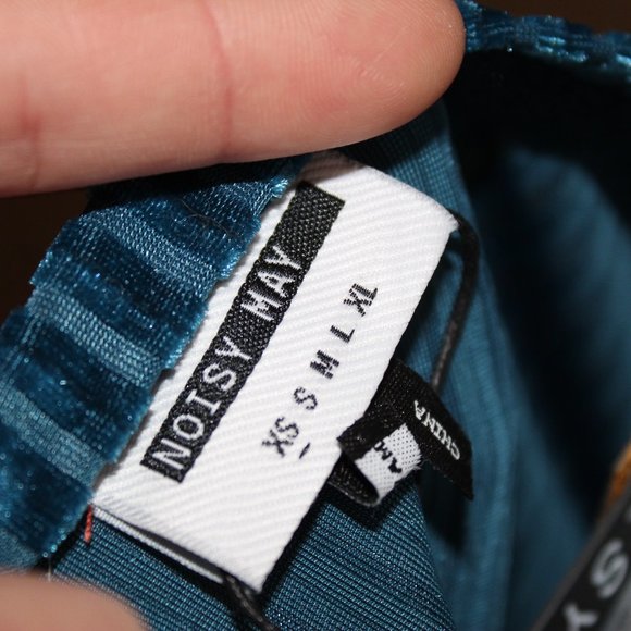 Velvet Noisy May Crop Top - Picture 8 of 8